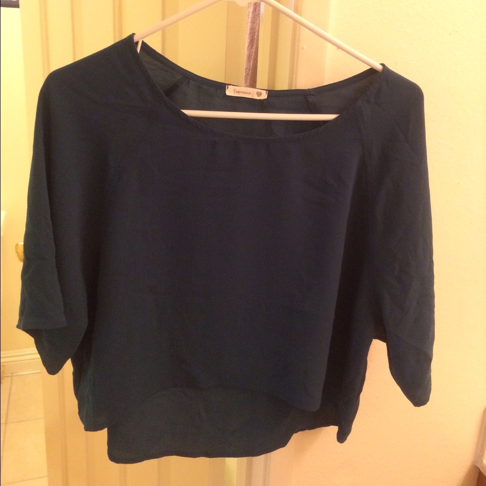 NWOT Soprano turquoise crop top